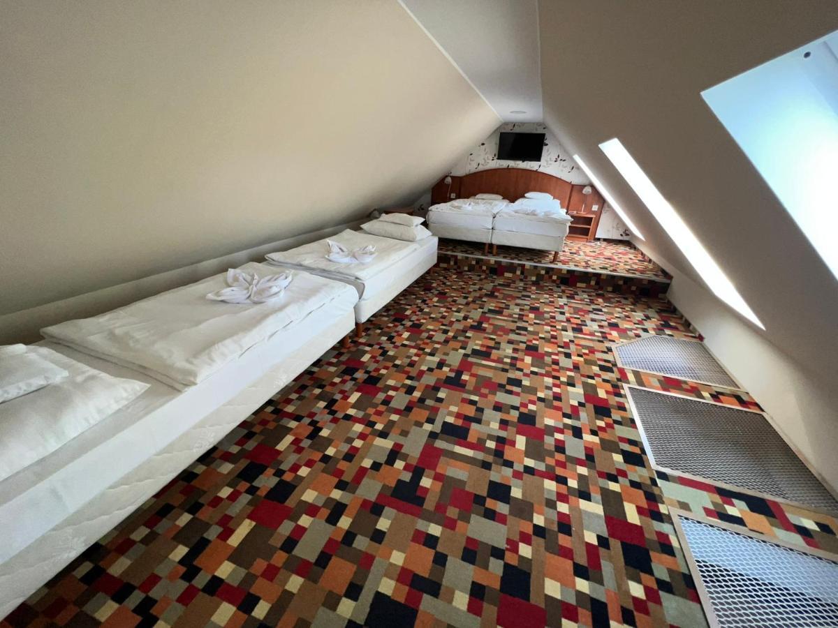 Atryum Hotel Szolnok Exteriér fotografie